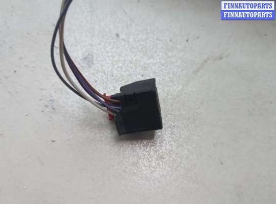 купить Зеркало боковое на Volkswagen Caddy 2004-2015