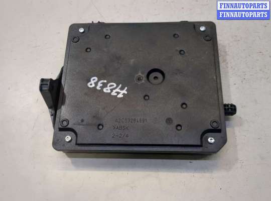 Блок управления бортовой сети (Body Control Module) RN1501179 на Renault Scenic 2009-2012