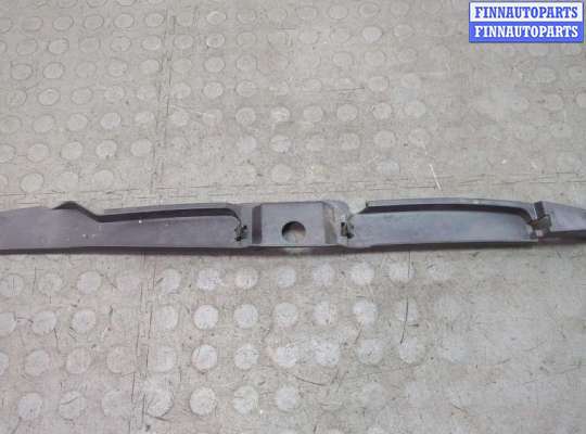 купить Уплотнитель на Volkswagen Tiguan 2011-2016