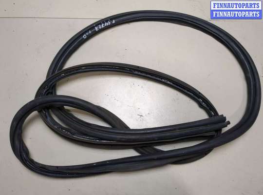 купить Уплотнитель на Mercedes ML W163 1998-2004