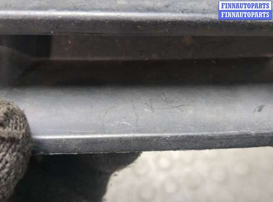 купить Заглушка (решётка) бампера на Volkswagen Golf 4 1997-2006