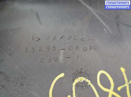 купить Накладка замка капота на Toyota Camry V40 2006-2011