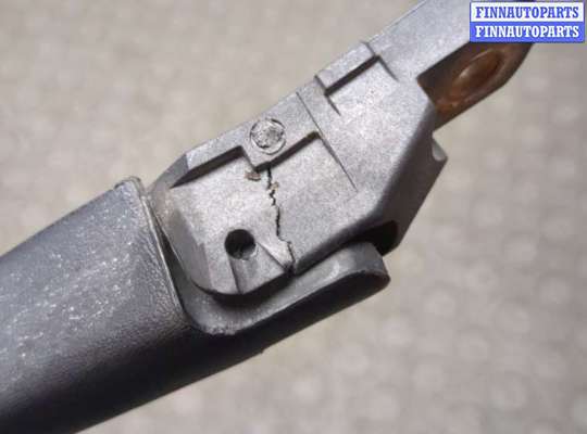 купить Щеткодержатель на Peugeot 206 1998-2012