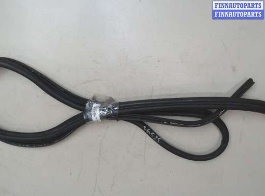 купить Уплотнитель на Volkswagen Golf 3 1991-1997