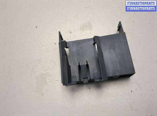 купить Кронштейн блока управления на Volkswagen Passat 7 2010-2019 Америка