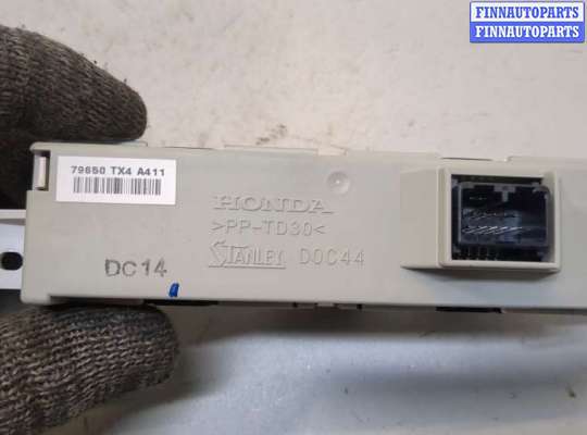 Дисплей бортового компьютера на Acura RDX (TB3/4)