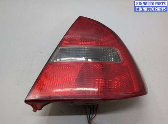 Фонарь (задний) MT577757 на Mitsubishi Carisma 1995-2004