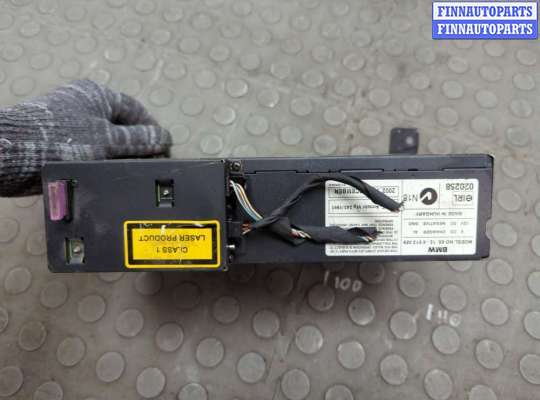 CD-чейнджер на BMW X5 (E53)