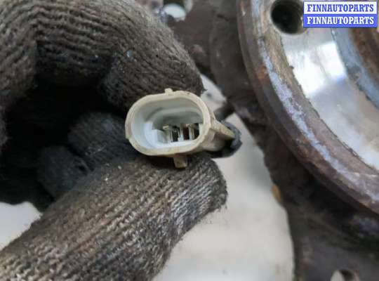 купить Ступица (кулак, цапфа) на Opel Zafira A 1999-2005