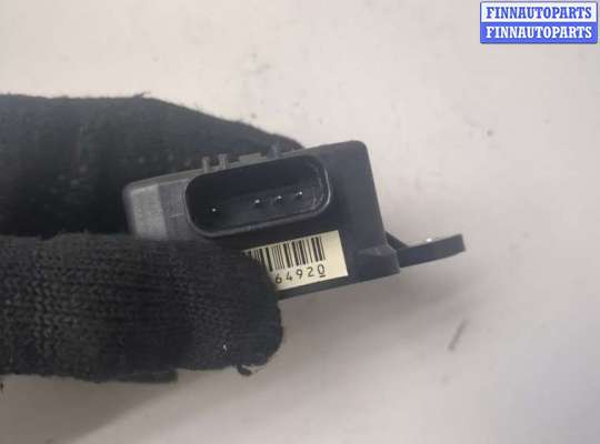 купить Датчик курсовой устойчивости на Toyota Sienna 2 2003-2010