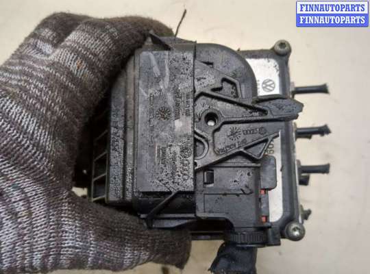 купить Блок АБС, насос (ABS, ESP, ASR) на Volkswagen Passat 6 2005-2010