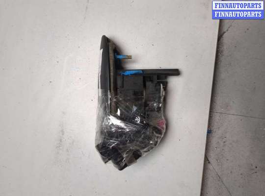 купить Кнопка открывания багажника с крышки на Renault Scenic 1996-2002