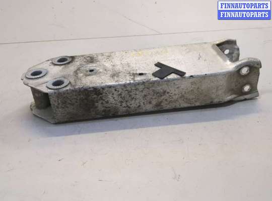 Кронштейн прочее на BMW 7 (F01/F02)
