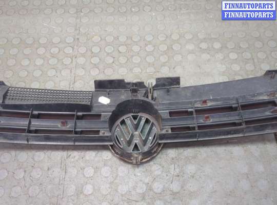 Решетка радиатора на Volkswagen Golf IV (1J)