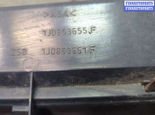 Решетка радиатора на Volkswagen Golf IV (1J)
