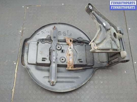 купить Кронштейн запасного колеса на Jeep Liberty 2001-2007