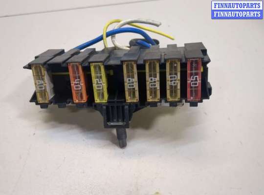 Блок предохранителей CT1060836 на Citroen C5 2008-2017