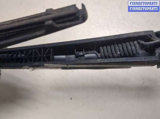 купить Щеткодержатель на Mitsubishi ASX 2010-2020