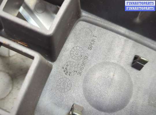 купить Решетка радиатора на Volvo XC90 2002-2014