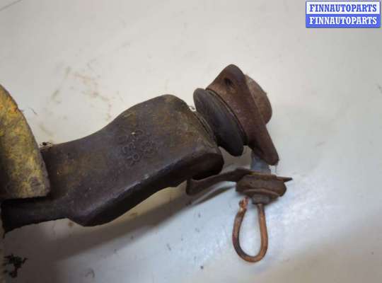 купить Ступица (кулак, цапфа) на Volkswagen Transporter 2 1979-1992