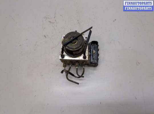 Блок ABS на Nissan X-Trail I (T30)