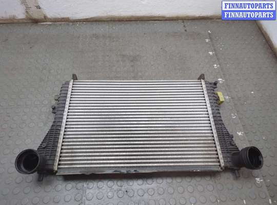 Радиатор интеркулера VG2734297 на Volkswagen Passat 6 2005-2010