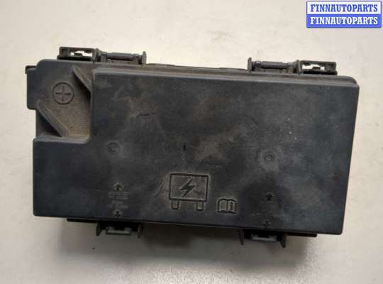 Купить Блок предохранителей на Chrysler Town-Country 2007-2010 Блок предохранителей CRN0853 на Chrysler Town-Country 2007-2010