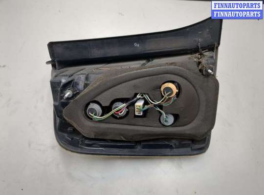 купить Фонарь (задний) на Toyota Prius 2003-2009