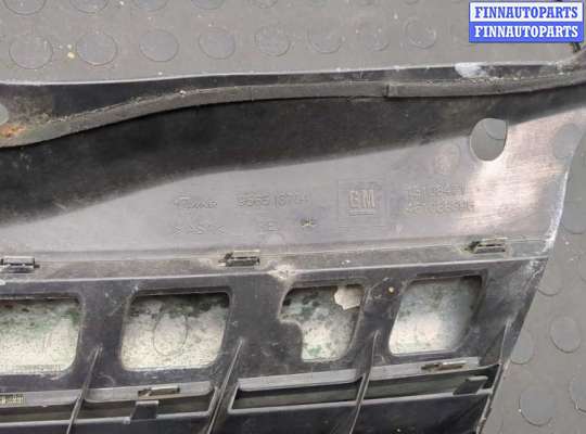 купить Решетка радиатора на Opel Astra H 2004-2010