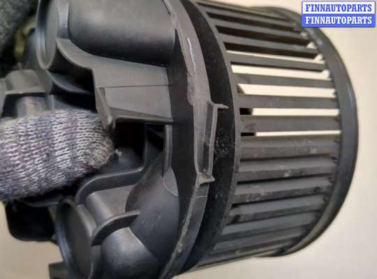 купить Двигатель отопителя (моторчик печки) на Nissan Note E11 2005-2013