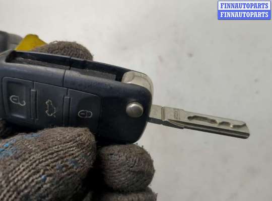 купить Ключ зажигания на Skoda Fabia 2007-2014