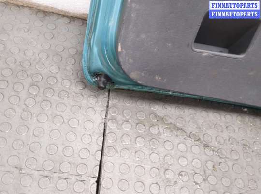 Планка подсветки номера на Ford Focus II