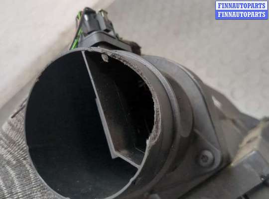 Датчик расхода воздуха (ДМРВ) на Volkswagen Golf VI (5K)