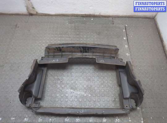 Кожух вентилятора радиатора (диффузор) MB1719781 на Mercedes ML W164 2005-2011