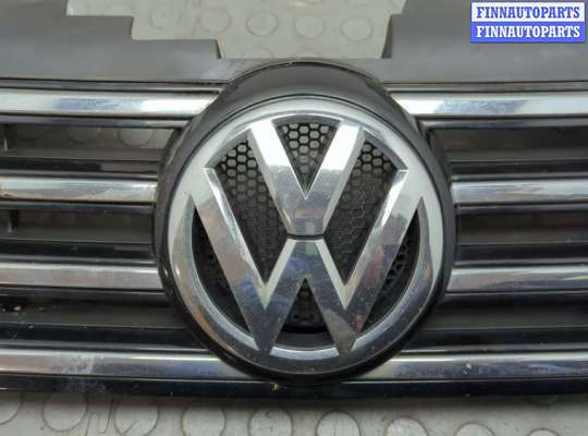 купить Решетка радиатора на Volkswagen Passat 7 2010-2015 Европа