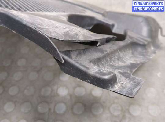 купить Пластик (Обшивка) моторного отсека на Audi A8 (D3) 2002-2010