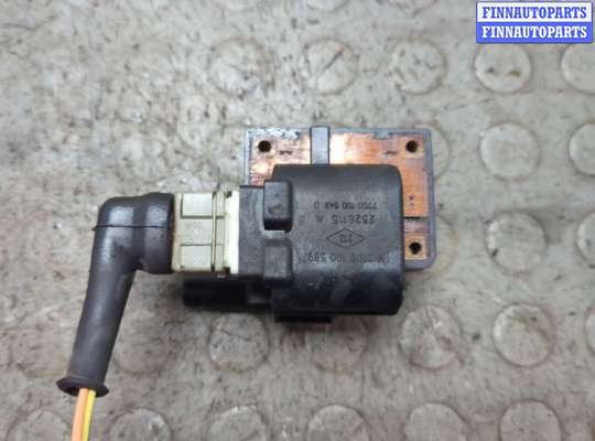 Катушка зажигания RN1561368 на Renault Megane 1996-2002