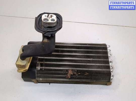 купить Радиатор кондиционера салона на BMW 7 E38 1994-2001