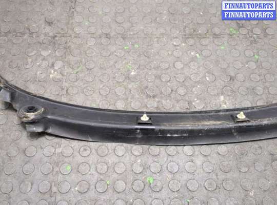 купить Жабо под дворники (дождевик) на Volkswagen Passat 3 1988-1993
