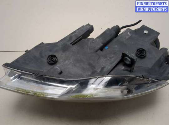 Фара передняя на Volkswagen Passat B6 (3C)