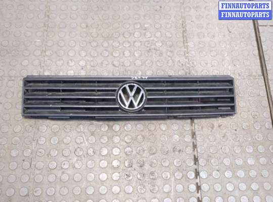 купить Решетка радиатора на Volkswagen Polo 1990-1994