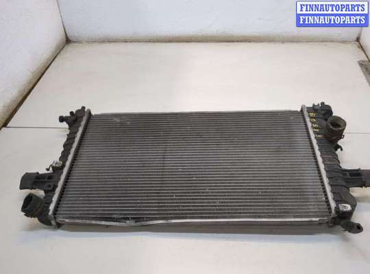 Радиатор охлаждения двигателя OP2147473 на Opel Astra H 2004-2010