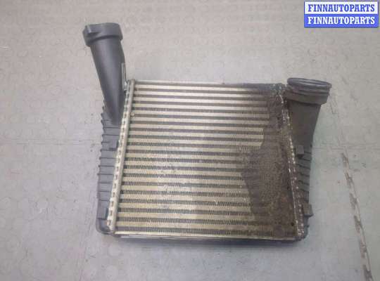 Купить Радиатор интеркулера на Audi Q7 2005-2015 Радиатор интеркулера AU1693958 на Audi Q7 2005-2015