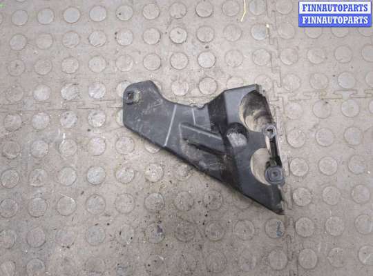 Кронштейн бампера VL457467 на Volvo V70 2001-2008