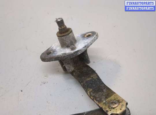 Трапеция дворников (стеклоочистителя) на Mazda 626 IV GE