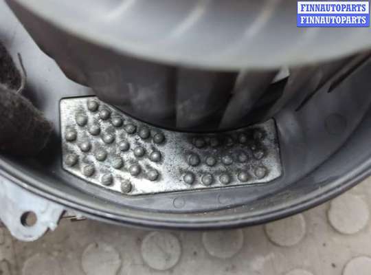 купить Двигатель отопителя (моторчик печки) на Audi A6 (C6) 2004-2011