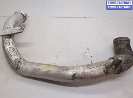 Патрубок интеркулера VL521373 на Volvo XC60 2008-2017