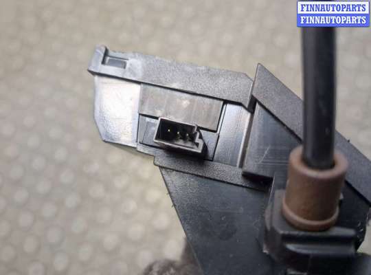 Замок багажника