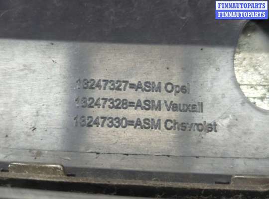 купить Решетка радиатора на Opel Zafira B 2005-2014
