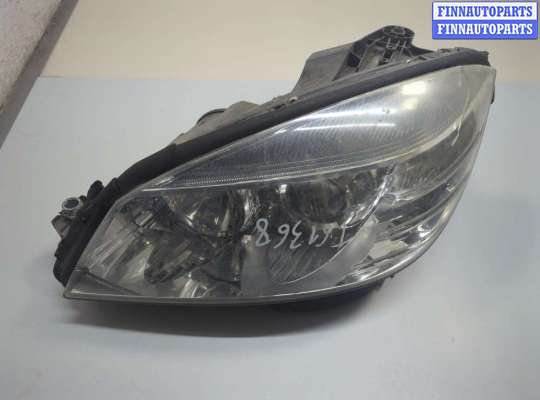 Фара (передняя) MB1704652 на Mercedes C W204 2006-2015